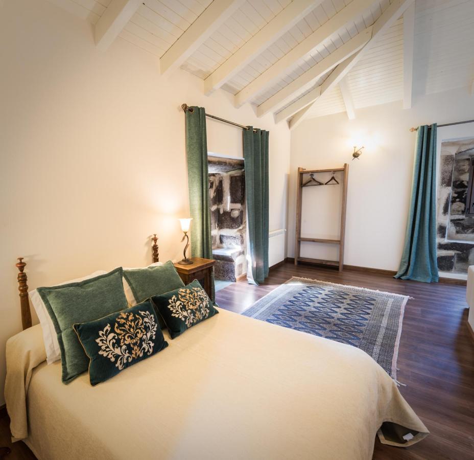 Hostal Pazo De Lemaio Laracha Exterior foto